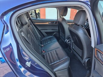 Alfa Romeo Stelvio 2.2 JTDM Super Q4 - 13