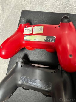 PS4 PRO 1TB + 2x joystick + hra Mafia - 13