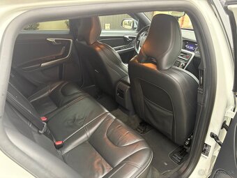 Vovlo V60 R design D4 - 13