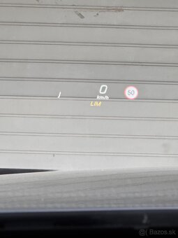 Mercedes E 400d - 13