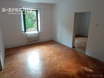 Znížená cena  2 budovy v centre Komárna na predaj - 13