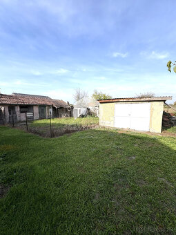 Reality KOMPLEX s.r.o.,Vám ponúka na predaj priestranný dom - 13