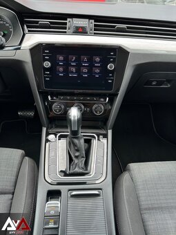 Volkswagen Passat 2.0 TDI DSG Business, F1 radenie, Keyless, - 13