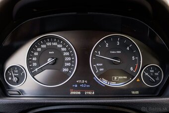 BMW Rad 3 Touring 320d xDrive Advantage A/T - 13