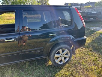 Xtrail 2,2dci nepojazdné - 13