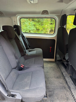Ford Transit Custom 2.2 TDCi – 6 míst, 2014, tažné 3,1t - 13