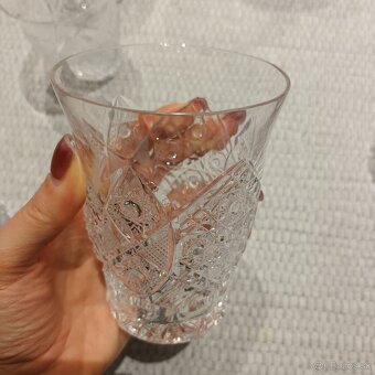 Brúsené sklo Bohemia Crystal - džbán + poháre - 13