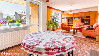 FINREA│5 izbový rodinný dom s garážou v tichej ulici - Záska - 13