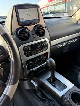 JEEP CHEROKEE 2.8 CRD, 204 000km, 2003 - 13