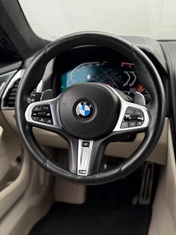 BMW Rad 8 Coupé 840d xDrive - 13