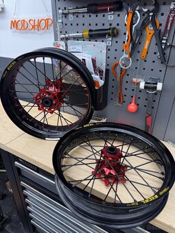 Supermoto kolesá a iné diely - 13