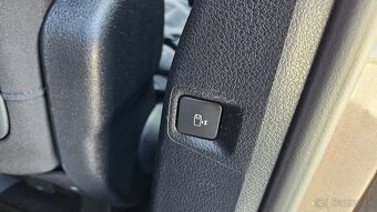 rezervované Citroën Spacetourer 2.0 BlueHDi Shine A/T - 13