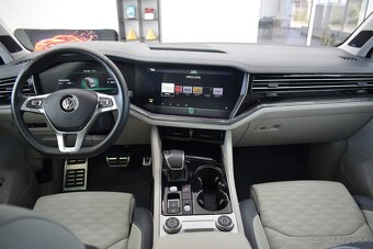 Volkswagen Touareg 4,0 V8 TDi,DSG+F1,FULL LED,DPH, - 13