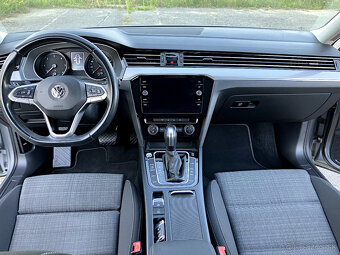 Volkswagen Passat Variant 2.0 TDI EVO Business DSG - 13