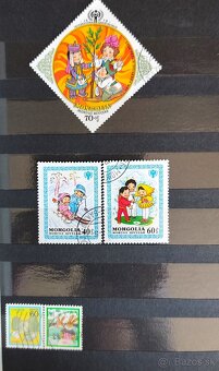 Poštové známky + album - 13