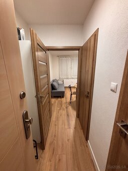 Ubytovanie - Apartmán v Šuranoch - 13