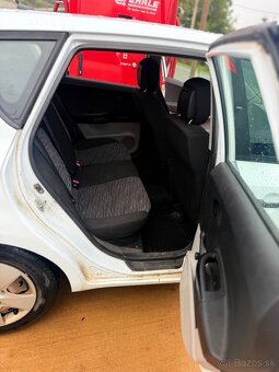 KIA Ceed 2009 1.4 77Kw - 13