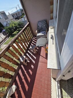 Predáme rodinný dom s pekným pozemkom v Kamenici nad Hronom. - 13