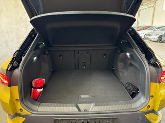 Volkswagen ID.4 Pro Performance 150kW IQ Panorama Tažné ACC - 13