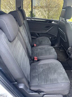 VW Touran R-Line 1,4 TSi 110kw DSG - 13