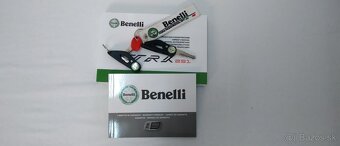 Benelli TRK 251 - 13