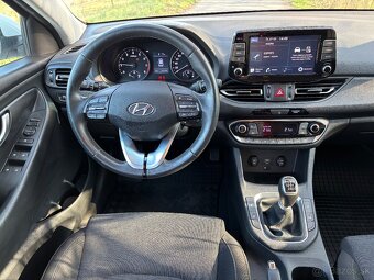 Hyundai i30 v zaruke - 13