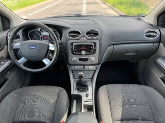 Ford Focus 1.6Tdci GHIA - 13