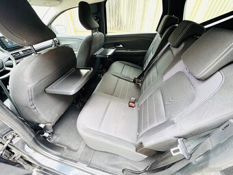 Dacia Jogger Extreme TCe 1,0i 81kW 2023 AUTOKLIMA,LED - 13