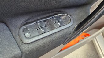 Renault Megane II 1,4I 72kw kód motora: K4JD4 - 13