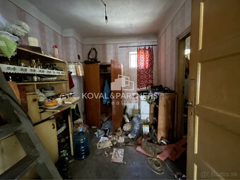 Rodinný dom s pozemkom 1720 m2 - 13