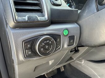 Ford Ranger 3.2 TDCi DoubleCab 4x4 WildTrak A6 - 13