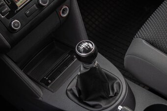 Volkswagen Touran - 13