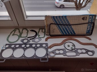 Predám náhradné diely ARO 10 1,4 benzín - 13