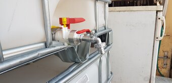 IBC kontajner1000Lplastovanadrz redukcia kubik sud kada bido - 13