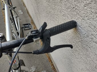 {27}  Horský bicykel Maverick - 13