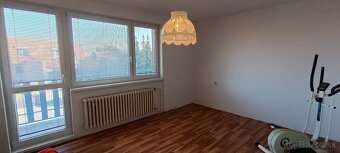 Na predaj 6-izbový rodinný dom v obci Matúškovo - 13