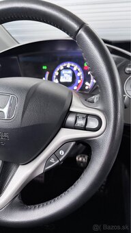 HONDA CIVIC 1.8 VTEC SPORT - 13