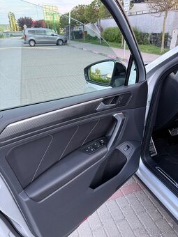 Volkswagen tiguan 2.0tis R-line 2023 - 13
