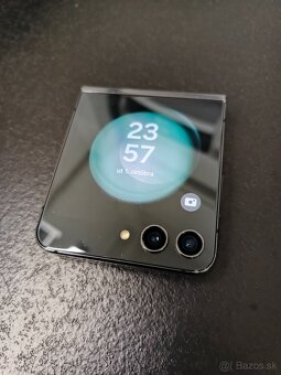 Samsung Galaxy Z Flip 5 256gb Mint Green - 13
