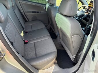 Peugeot 207 - 13