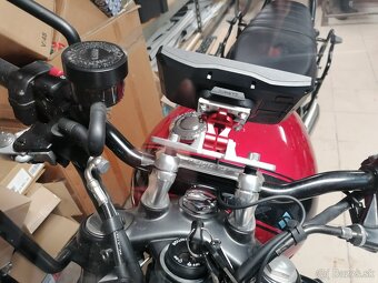 TRIUMPH SPEED TWIN 900 - 13