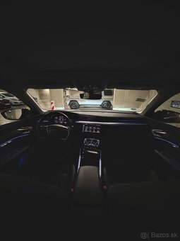 AUDI E-TRON 55 QUATTRO DPH ZÁRUKA - 13