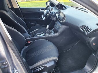 Peugeot 308 Break/SW 1.2 PureTech Style - 13