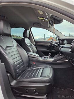 Alfa Romeo Stelvio 2.0 Q4 SR - 13
