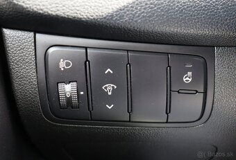 Kia Cee´d SW 1.6 CRDi VGT Platinum - 13