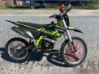 NOVE Enduro ASIX Lizzard 250cm3 21/18 - 13