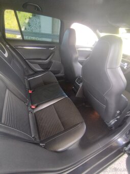 Škoda Octavia Combi 2.0 TDI DPF RS LOOK DSG - 13