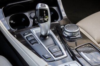 BMW Rad 5 520d 190k A/T, 140kW / AJ NA SPLÁTKY / PROTIÚČET / - 13