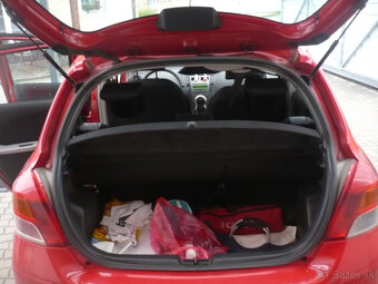 Predám Toyotu Yaris 2009 s malým nájazdom - 13