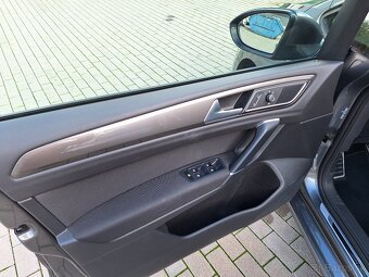 VW Golf Sportsvan 1,5 TSI, 6st. manuál - 13